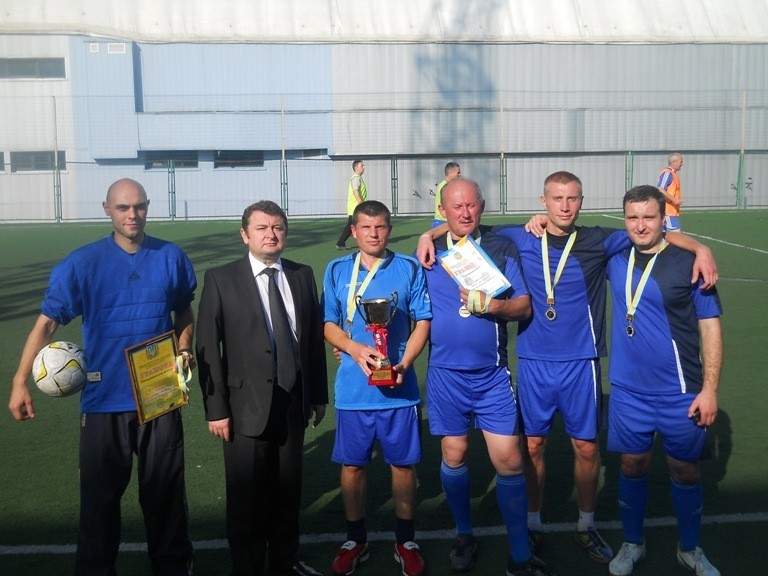 Турнір з міні-футболу виграла команда ветеранів БДМУ