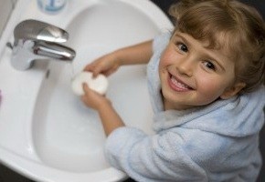 Вчіть дітей правильно мити руки