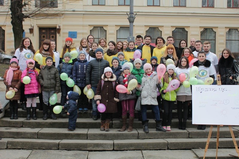 Студенти БДМУ провели акцію до Дня щастя