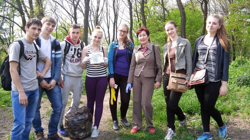 Студенти і викладачі провели акцію до Дня довкілля