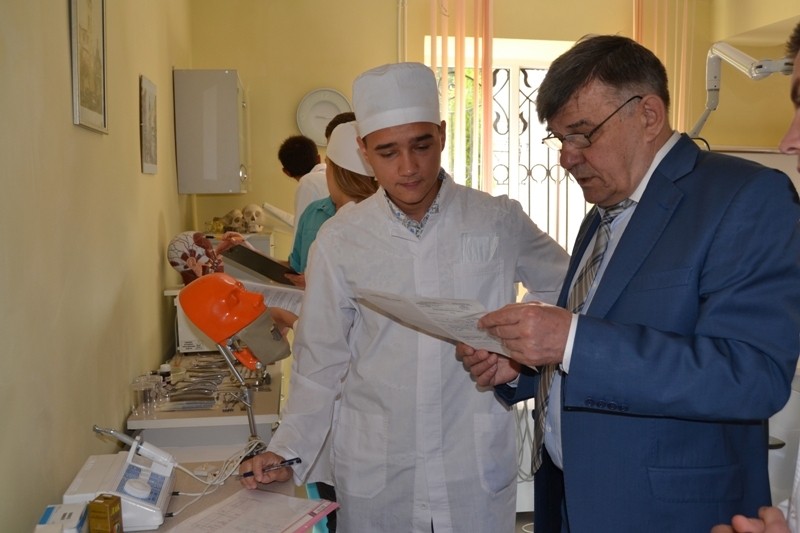 Стоматологи БДМУ склали державний іспит