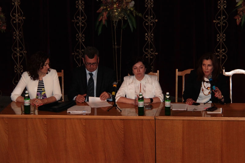У Чернівцях вперше провели семінар-тренінг «Обіг підконтрольних речовин у закладах охорони здоров’я»