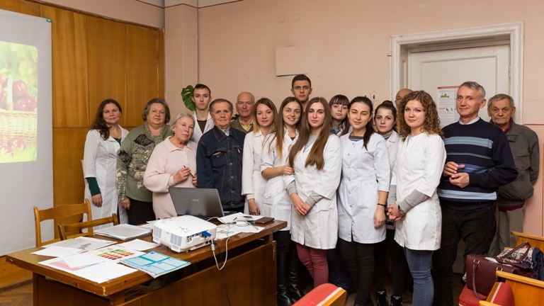Студенти БДМУ провели «Школу здоров’я» для пацієнтів Чернівецької поліклініки