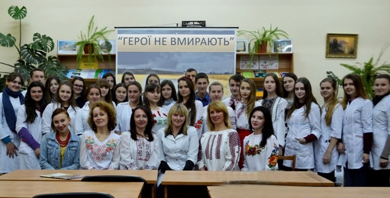 Студенти коледжу БДМУ відзначили День гідності та Свободи України