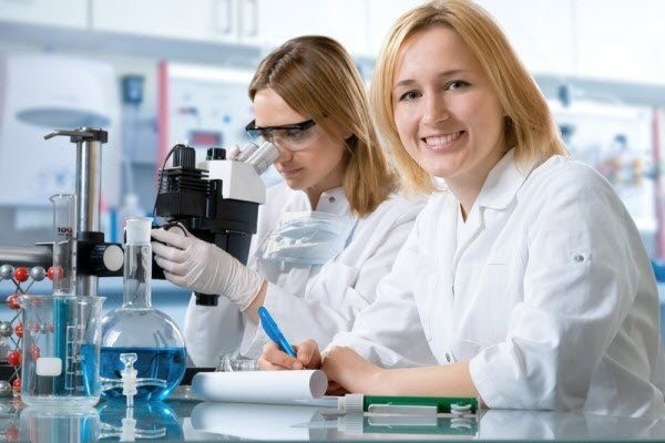 З нагоди Міжнародного Дня жінок та дівчат у науці: всесвітньо відомі жінки-педіатри