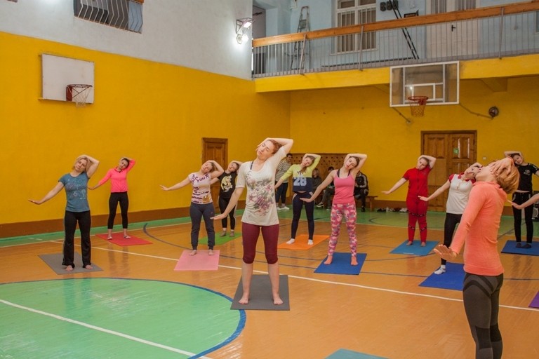 Співробітники та студенти БДМУ практикували йогу