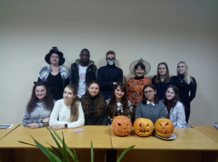 English Speaking Club відзначив Halloween