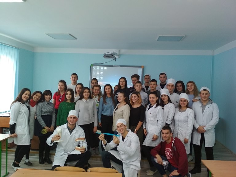 Студенти БДМУ провели «Урок стоматологічного здоров’я» для школярів