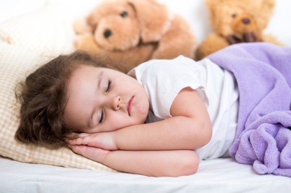 Особливості сну в дітей грудного віку