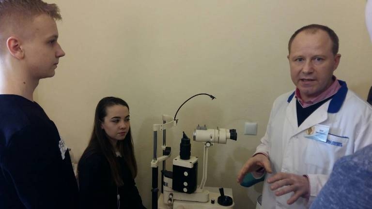 Учні Чернівецької ЗОШ №5 відвідали кафедру офтальмології БДМУ