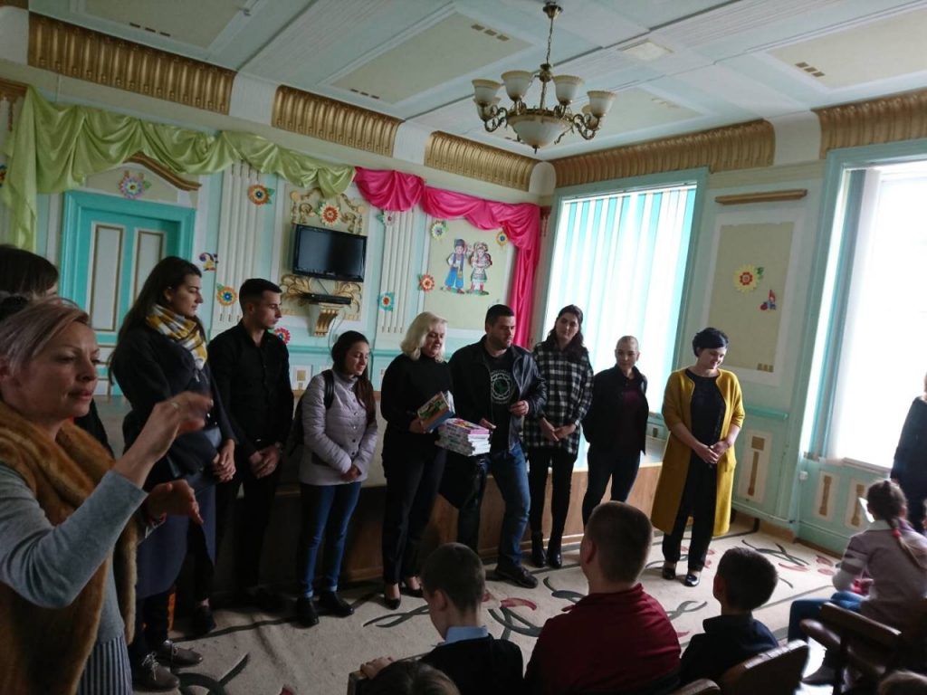 Студенти-стоматологи БДМУ провели благодійну акцію в Чернівецькій спеціалізованій школі-інтренаті