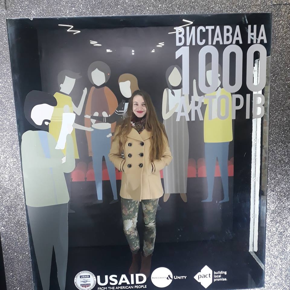 Співробітниця університету взяла участь у «Виставі на 1000 акторів»